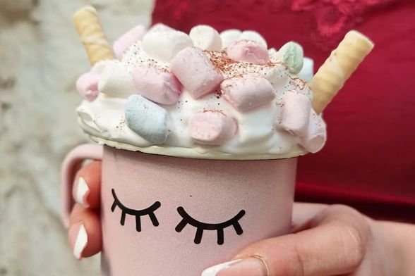 Lokal Odmah iza u božićnom izdanju - 12