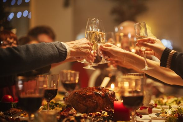 Spoj hrane, zabave i finih pića