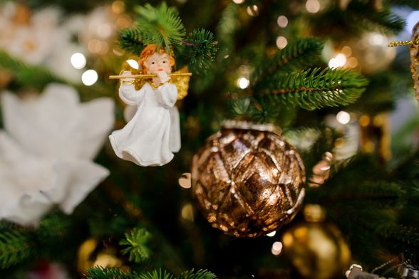 Anđeli su najljepši ukras na božićnom drvcu