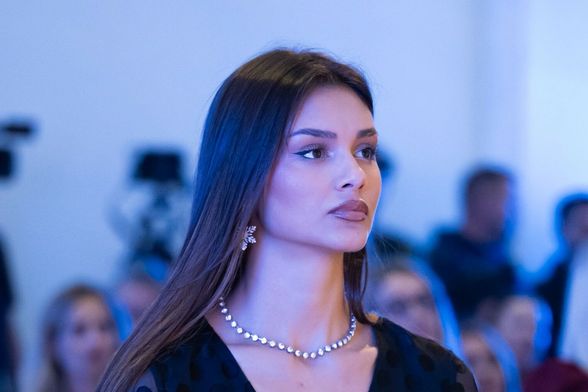 Laura Gnjatović na dodjeli nagrada - 1