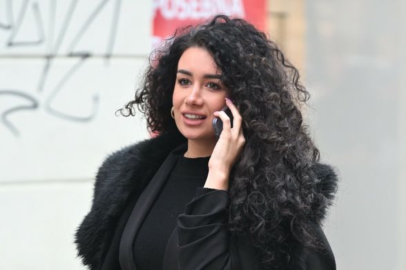 Zagrebački street style u minici i efektnim čizmama - 5