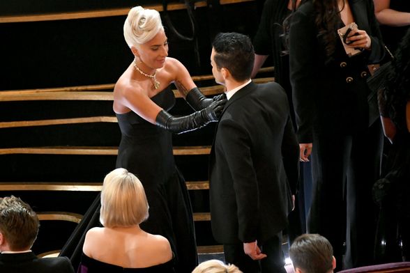 Rami Malek na 91. dodjeli nagrada Oscar imao je problema s leptir-mašnom - 5