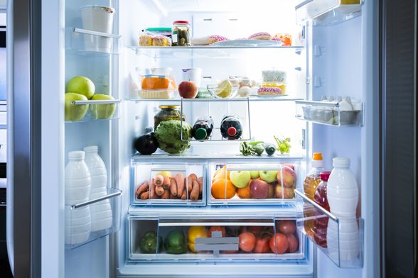 Prije čišćenja hladnjak je najbolje isprazniti i, ako je moguće, isključiti iz struje