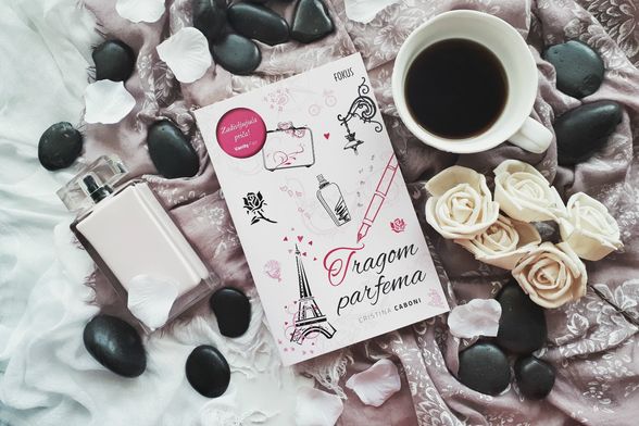 Roman Tragom parfema