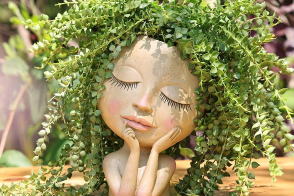 Vaza s AliExpressa u obliku glave