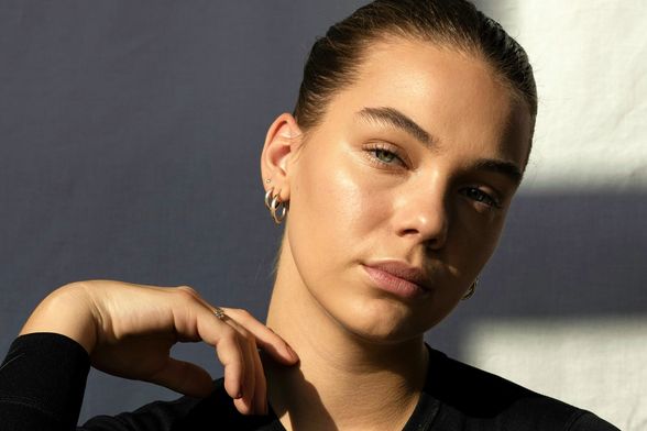 Žena s predivnom kožom