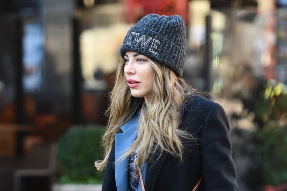 Mlada dama privlačila je poglede na zagrebačkoj špici svojim modnim izborima