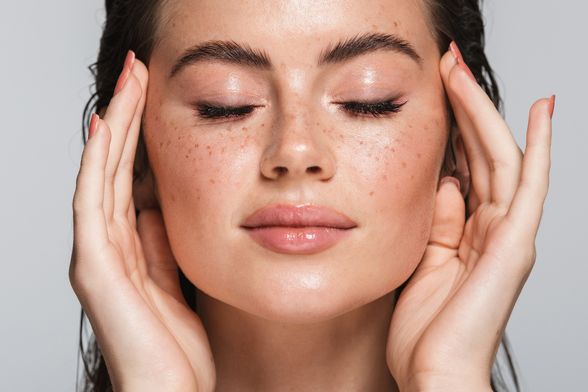 Žena s prekrasnom kožom