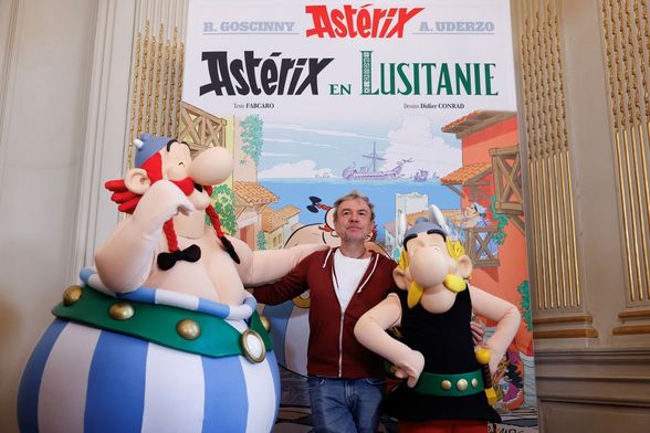 Autor Fabrice Caro s Asterixom i Obelixom