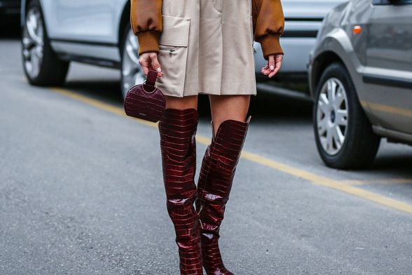 Čizme s krokodilskom teksturom