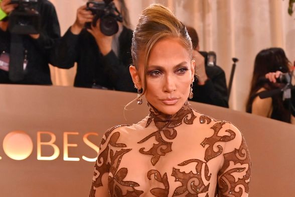 Jennifer Lopez na Zlatnim globusima 2026.