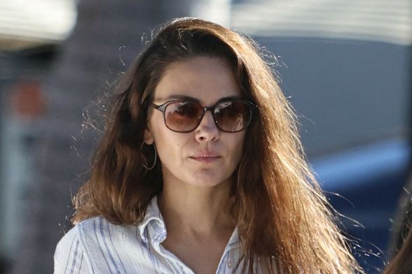 Mila Kunis u opuštenom modnom izdanju - 5