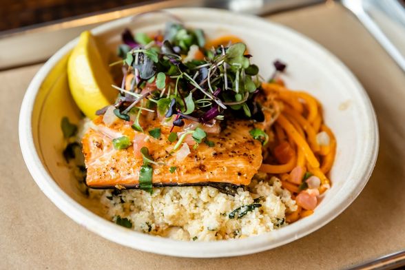 Masna riba poput lososa i batat dobri su izvori vitamina A