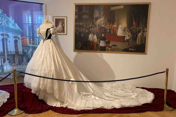 Izložba \'Modni ormar carice Sisi\' bit će otvorena u Opatiji - 1