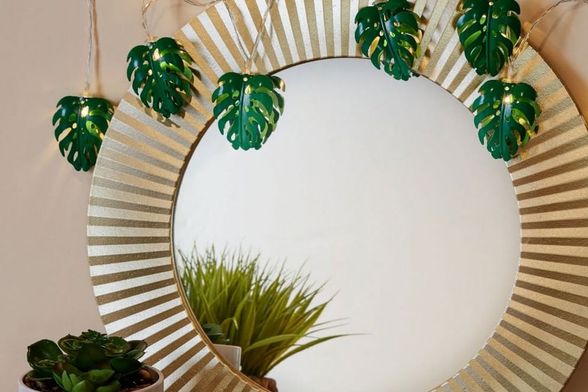 Primarkove lampice u obliku filodendrona