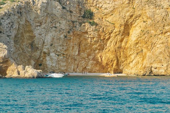 Zlatna plaža na otoku Krku