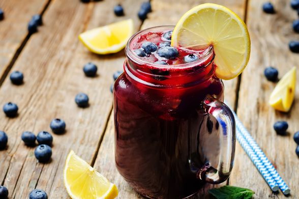 Limunada s borovnicama