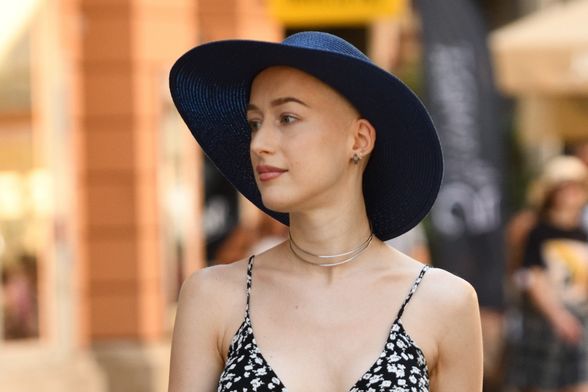 Zagrebačka street stylerica u visokim gladijatoricama - 4