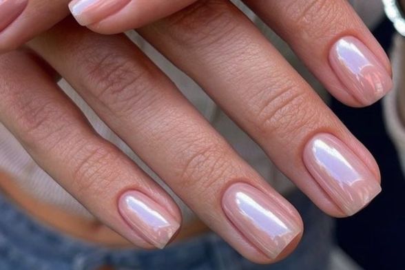 Metalik nokti uvijek su ljetni hit