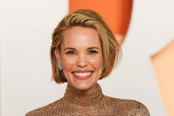 Leslie Bibb