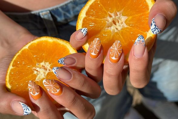 Manikura inspiriana Sicilijom