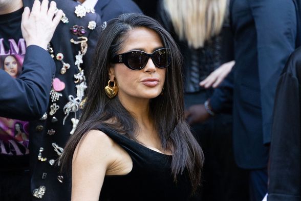 Salma Hayek na Balenciaginoj reviji u Parizu