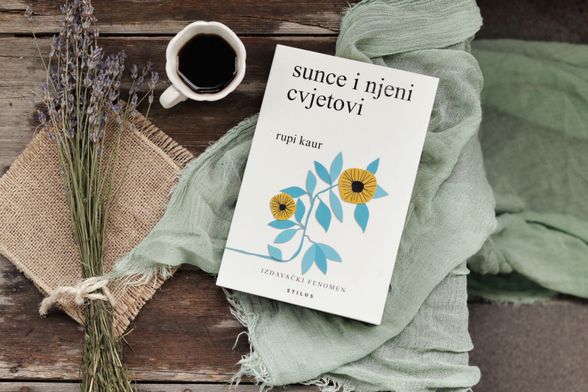 Rupi Kaur Sunce i njeni cvjetovi