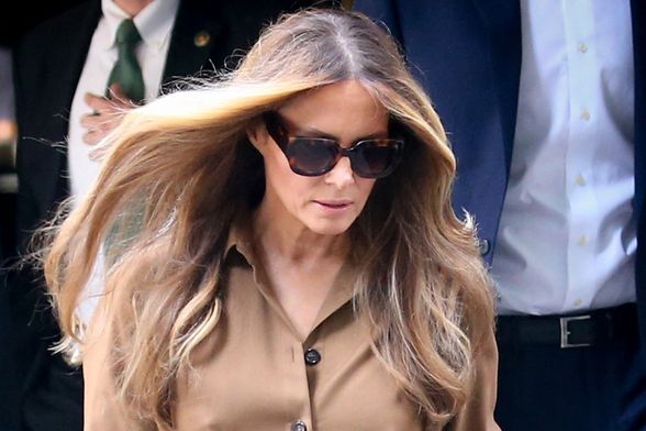 Melania Trump u Max Marinom kombinezonu i balerinkama Rogera Viviera - 5