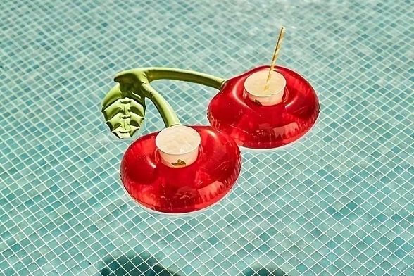 Plutajući držač pića s Temua