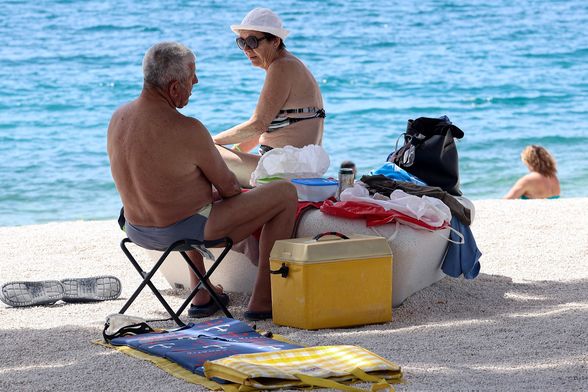 Prizor sa plaže u Žnjanu
