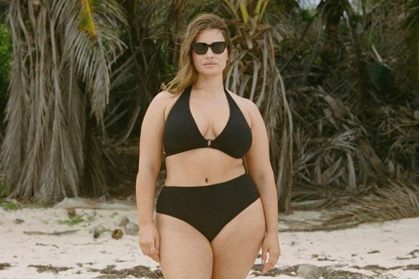 Kupaći kostim brenda Mango za plus size figuru