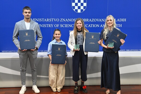 Dodijeljena nagrada Luka Ritz
