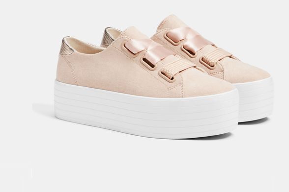 Tenisice u pastelnim bojama iz trgovina