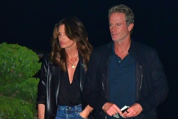 Supermodel Cindy Crawford i njezin suprug Rand Gerber večer su proveli s prijateljima
