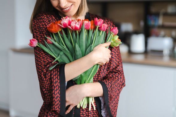 Sretne žene uživaju u životu punim plućima