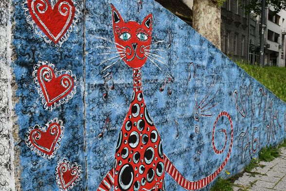 Mural umjetnice Maje Jagodić u Slavonskom Brodu