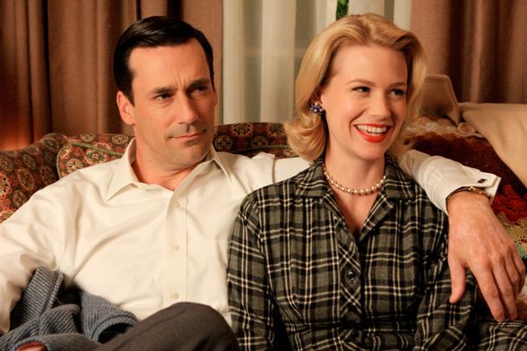 Jon hamm i January Jones u sceni iz serije Mad Men