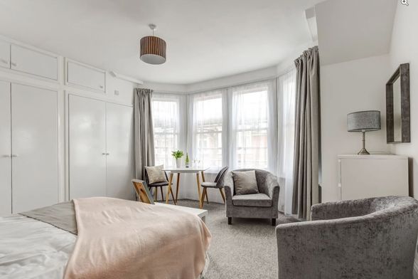 Stan s kuhinjom u ormaru