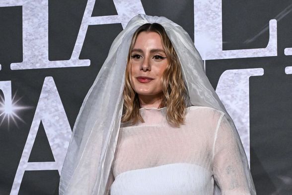 Nika Turković u rokerskoj mini vjenčanici - 4