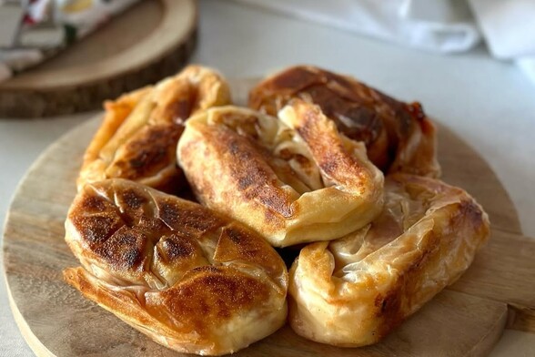 Pizza pita iz tave