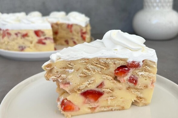 Torta s jagodama blogerice Helene Pudić
