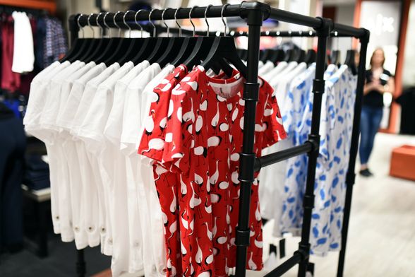 Armani Exchange: Novu kolekciju oslikali su ulični umjetnici