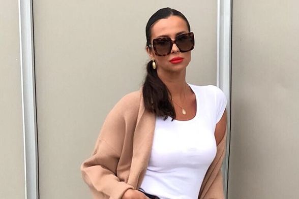 Lada Mitrašinović - BelaMakeUp