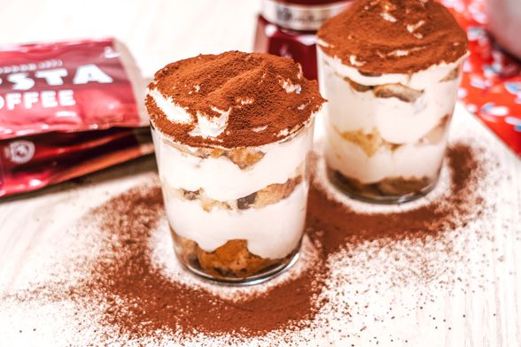 Zimski tiramisu s koricom naranče, panattoneom i Costa Coffee s čokoladnom aromom - 6