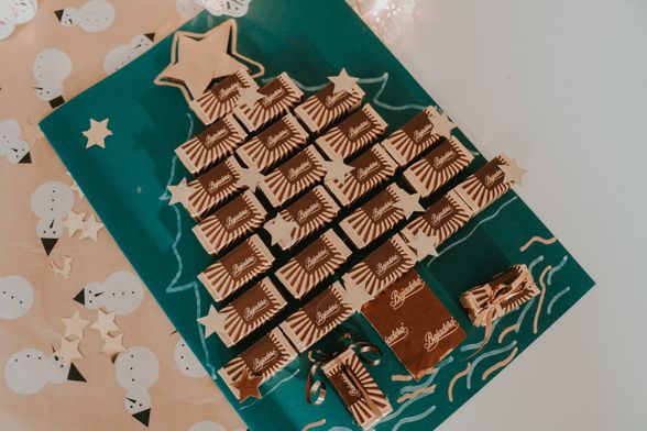 Slatka čestitka od omiljenih pralina - 43