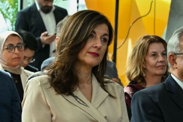 Sanja Musić Milanović u bež kompletu i cipelama od brušene kože - 4