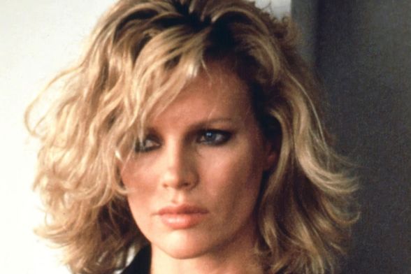 Slojeviti bob nosila je i Kim Basinger