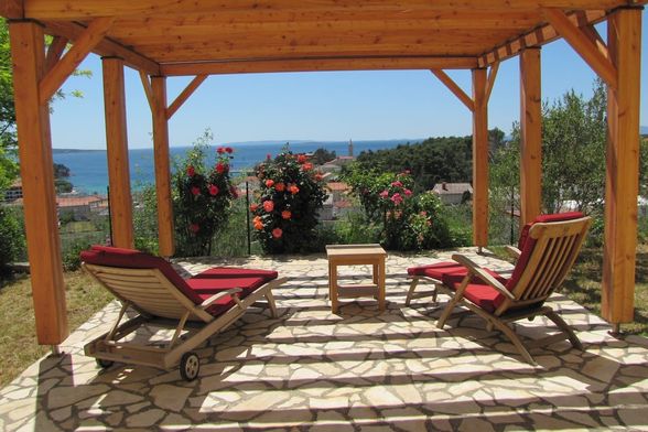 Najljepši vrtovi i terase na Rabu preko Airbnb-a - 8