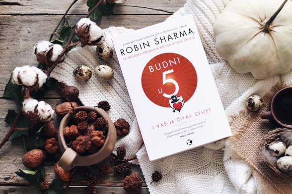 \'Budni u pet\' Robina Sharme