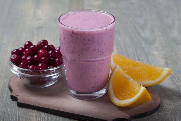 Napitak od naranči i brusnica